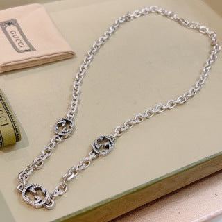 Gucci Interlocking G Pavé Medallion Link Necklace